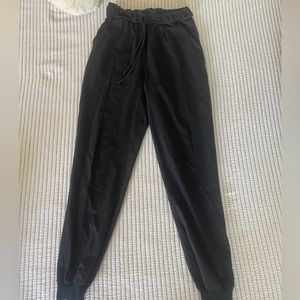 Lululemon Stretch High-Rise Jogger Size 4- black
